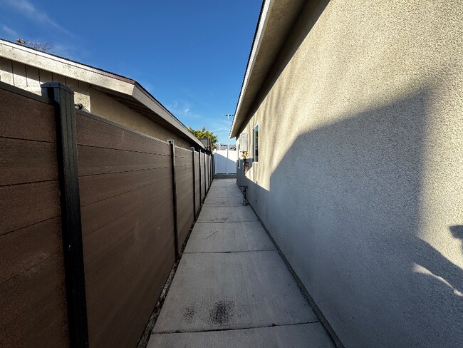 1486 W 7th St, San Bernardino, CA 92411 - photo 6