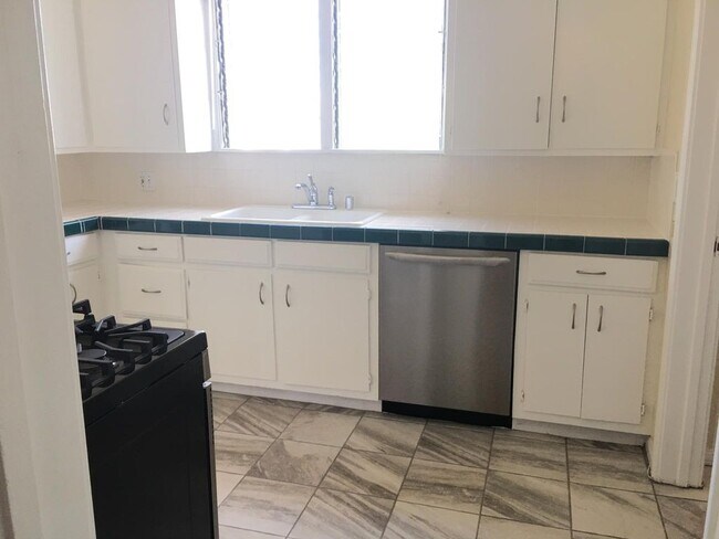 8333 W 1st St unit 8333 West 1st Street, Los Angeles, CA 90048 - photo 7