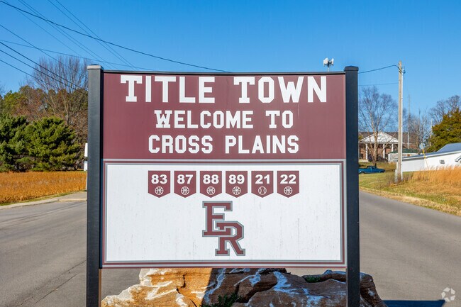 East Robertson High School has a championship basketball team in Cross Plains.