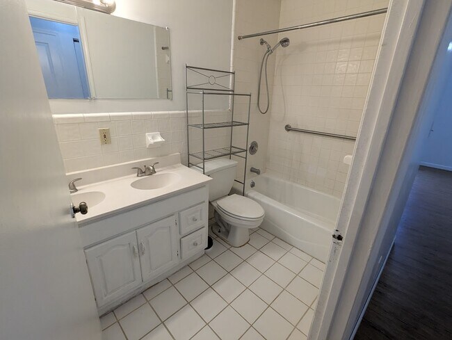 3600 SW 23rd St unit 21, Gainesville, FL 32608 - photo 7