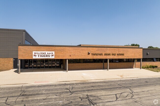 Thompson Junior High School, Home of the Tigers.