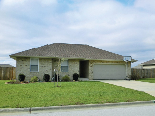 Ben Steele Properties Ozark Houses & Duplexes, Ozark, MO 65721 - photo 3