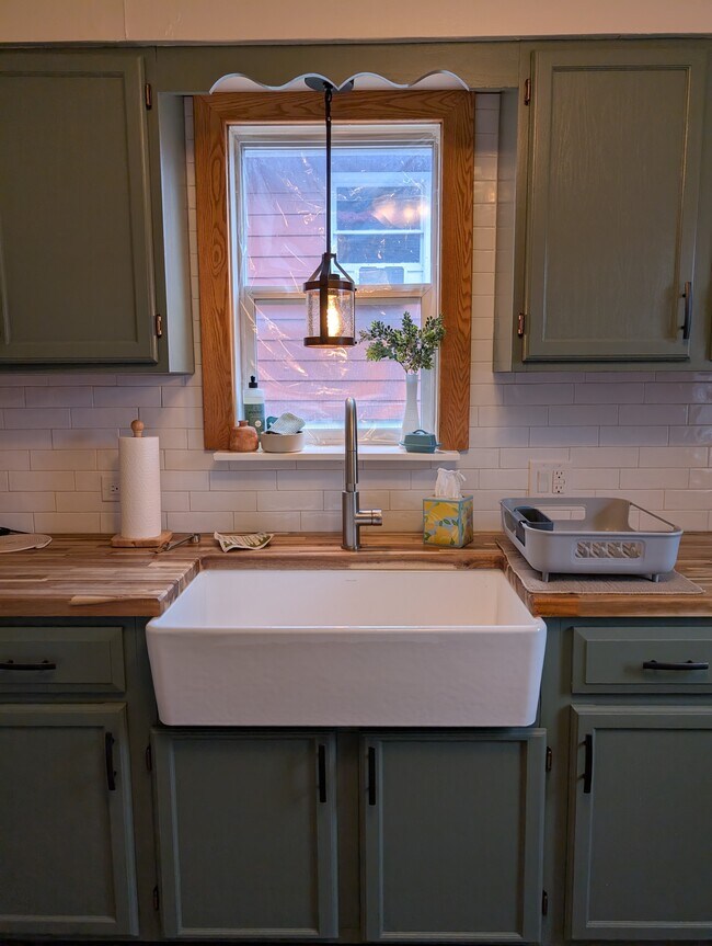 601 N Front St, Crookston, MN 56716 - photo 5