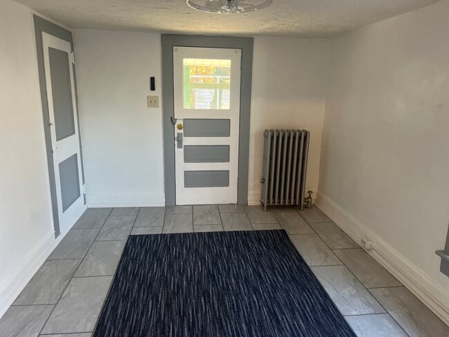 508 New St unit Maro, Scranton, PA 18509 - photo 3