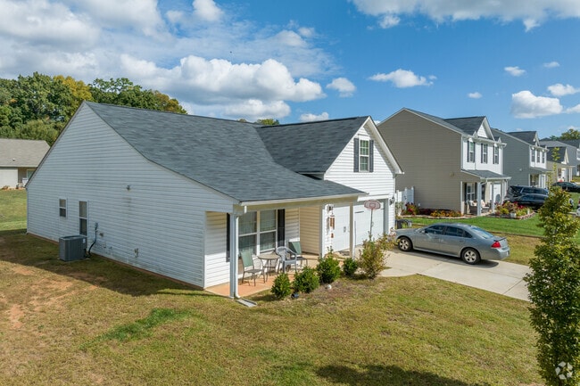 Konnoak Village is a well-established subdivision situated within Union Ridge.