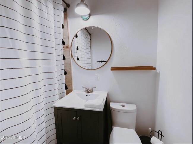 3817 N 9th Place unit Idylwilde park Unit, Phoenix, AZ 85014 - photo 4