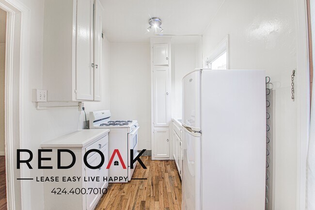 836 Sanborn Ave unit 212, Los Angeles, CA 90029 - photo 5