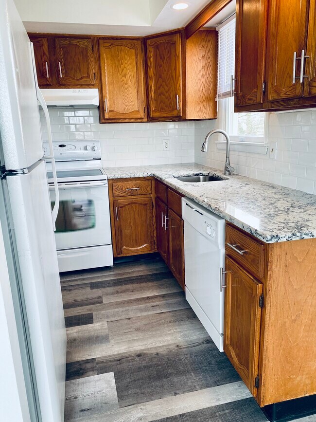 848 N 16th St unit 4, Allentown, PA 18102 - photo 3