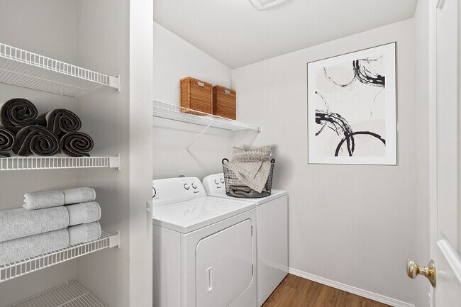 Adirondack Lodge, Spokane, WA 99223 - photo 6