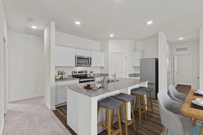 725 Shepards Rock Dr, Zebulon, NC 27597 - photo 7