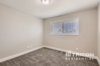 4820 W Hayward Ave, Glendale, AZ 85301