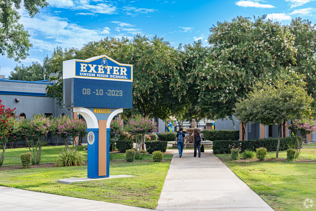 A large marquee outside the entrance to Exeter Union High School welcomes students.