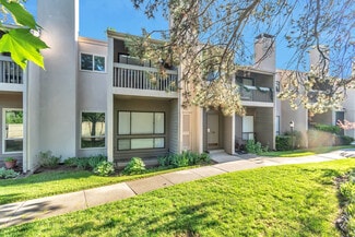 1586 E Ventnor Ave, Holladay, UT 84121