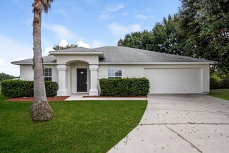 932 Wood Dove Ct, Jacksonville, FL 32221