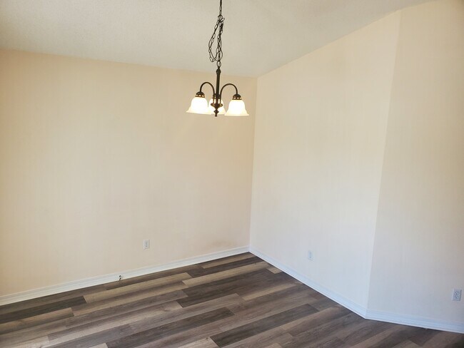 Dining/Flex Room