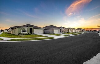 2860 Cedar Ridge Ct, Davenport, FL 33837