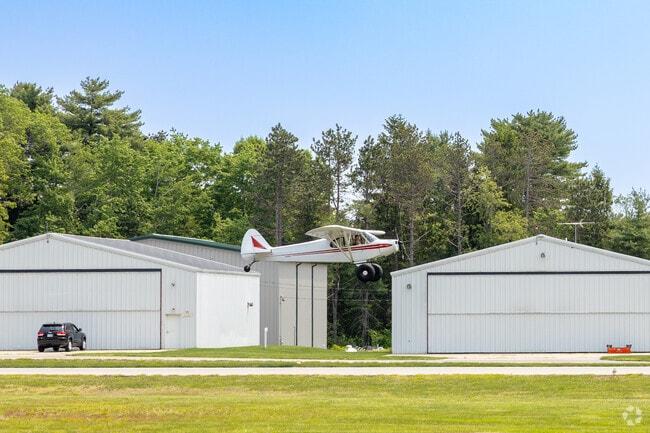 The Hampton Airfield in North Hampton is a great area to watch planes take off and land.