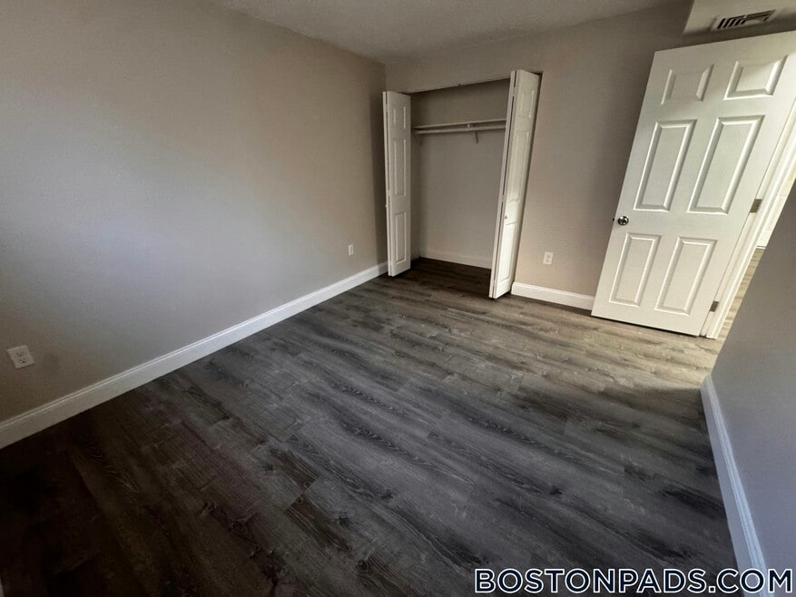 148 Stevens St unit 2, Lowell, MA 01851 - photo 1