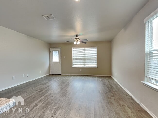 3932 Asher Aly, Saint Hedwig, TX 78152 - photo 5
