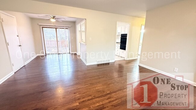 9701 E 50th St, Kansas City, MO 64133 - photo 2