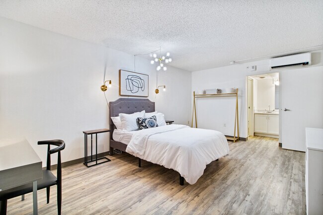 Acadian Crossing/Utilities Included, Lafayette, LA 70501 - photo 7