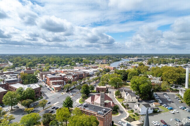 Newtown-North Division is bordered by Route 50, making travel around Salisbury easy.