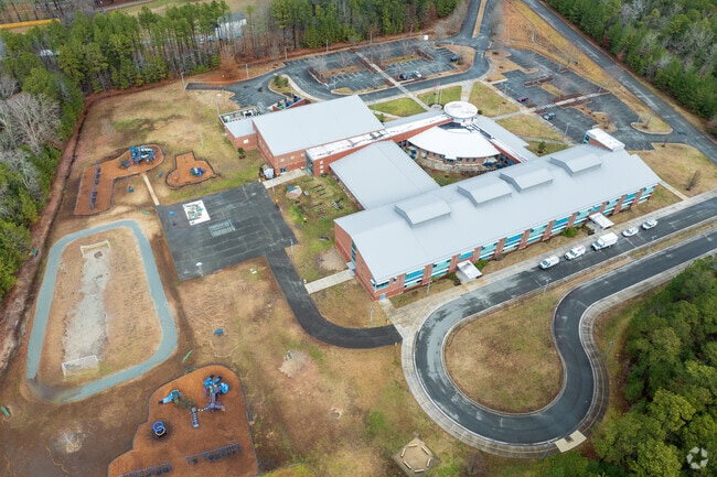 Kersey Creek Elementary School offers plenty of space for students to play outside at recess.