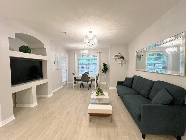 7230 Westpointe Blvd unit 1428, Orlando, FL 32835 - photo 2