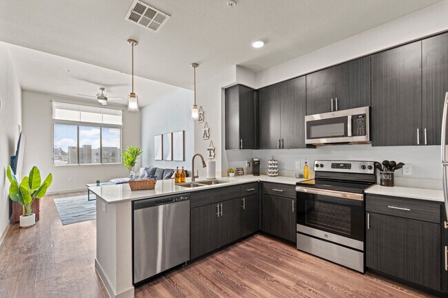 711 W Broadway Rd unit ID1366982P, Tempe, AZ 85282 - photo 7