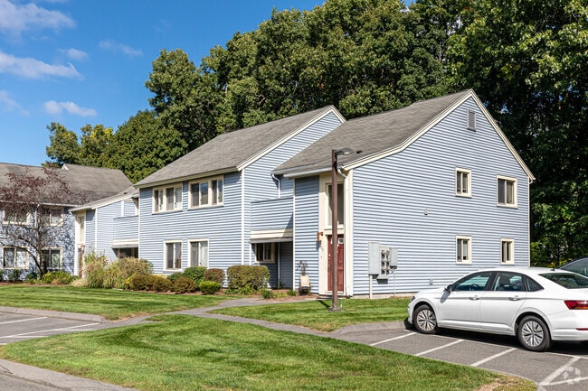 The average home value in 16 Acres is just under $300,000.