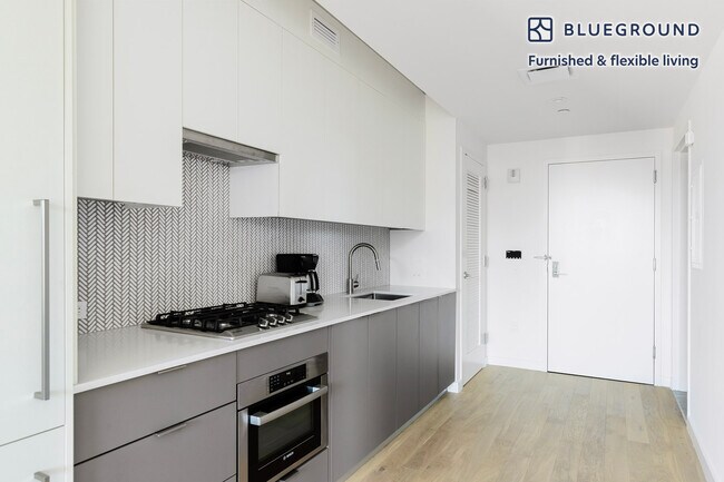 243 W 28th St unit FL16-ID2145, New York, NY 10001 - photo 6