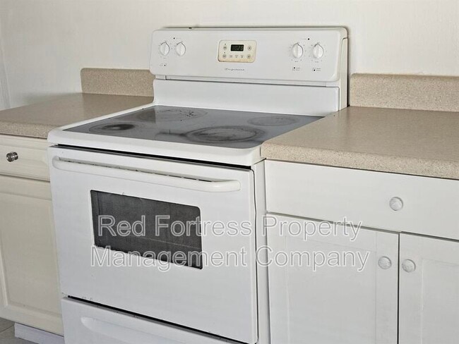 255 Hubbard Ave unit B, North Fort Myers, FL 33917 - photo 7