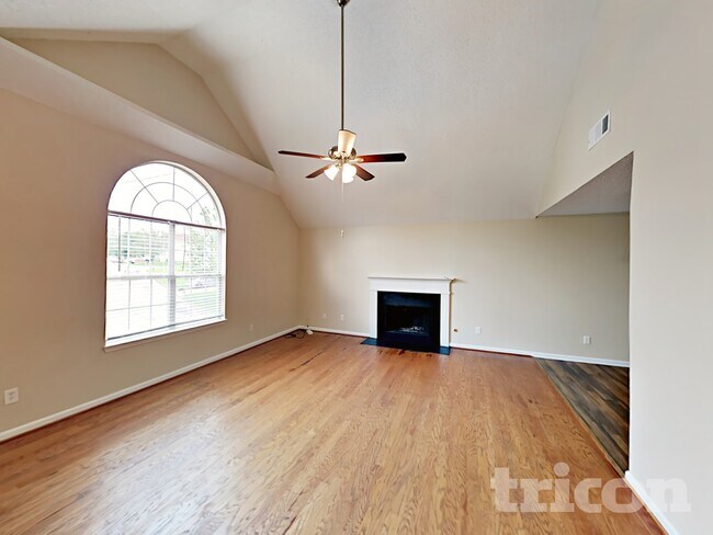 831 Asbury Trail, Lithonia, GA 30058 - photo 3