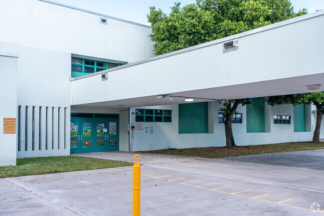 Amidst Nature's Beauty, Palm Cove Elementary Weaves Dreams into the Fabric of Education.