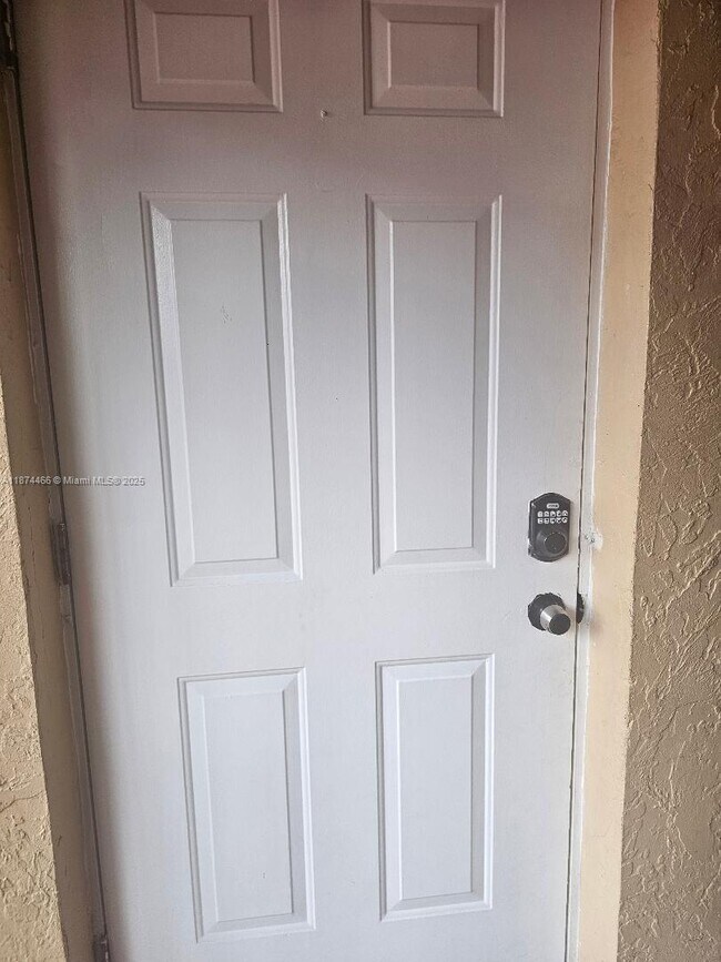 6538 W 2nd Ct Unit 5-B, Hialeah, FL 33012