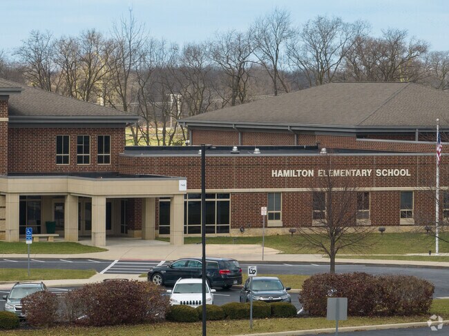 Grade Schooler's in Far South attend Hamilton Elementary School.