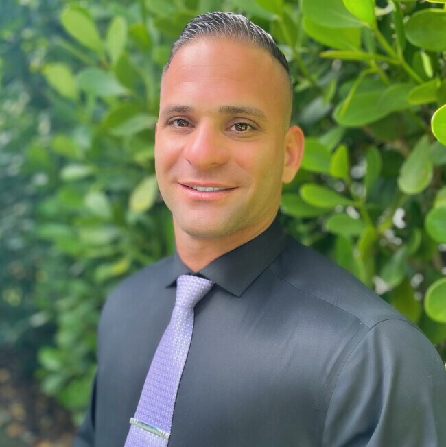 Agent Photo