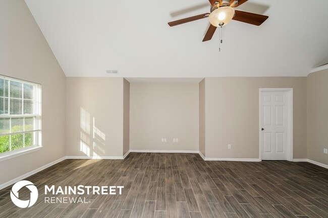 1282 Railroad Dr, Hayden, AL 35079 - photo 4