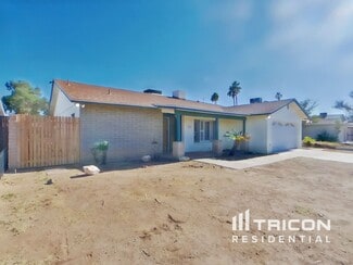 4809 W Cochise Dr, Glendale, AZ 85302
