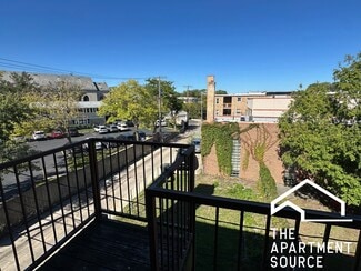 896 Green Bay Rd Unit 7, Winnetka, IL 60093