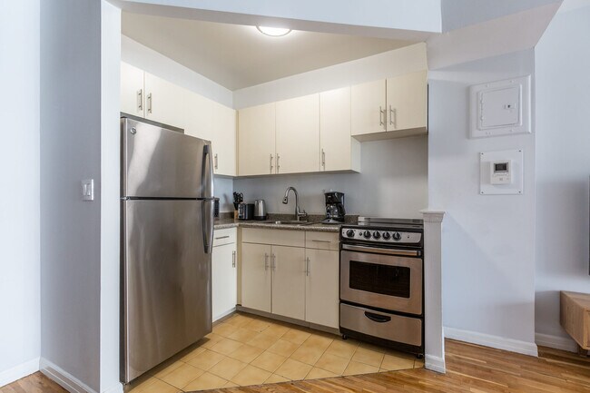 417 E 83rd St unit ID1013716P, New York, NY 10028 - photo 6