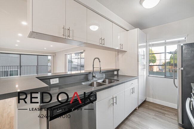 121 N Hamilton Dr unit 202, Beverly Hills, CA 90211 - photo 5