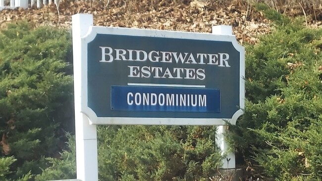 273 Bridge St, Groton, CT 06340 - photo 3