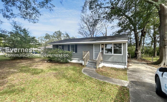 2724 Lee Ave SW, Birmingham, AL 35211 - photo 1