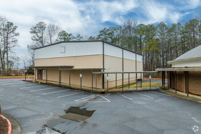 Awtrey Middle School has a 4 to 1 student-teacher ratio.
