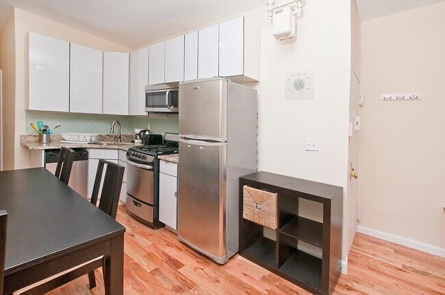2370 1st Ave unit ID1032024P, New York, NY 10035 - photo 5