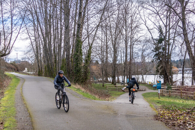 Go for a bike ride at the Burke-Gilman Trail in Inglewood.