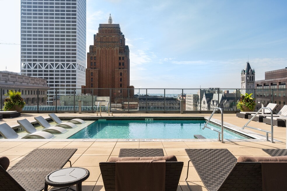 7SEVENTY7, Milwaukee, WI 53202 - photo 1