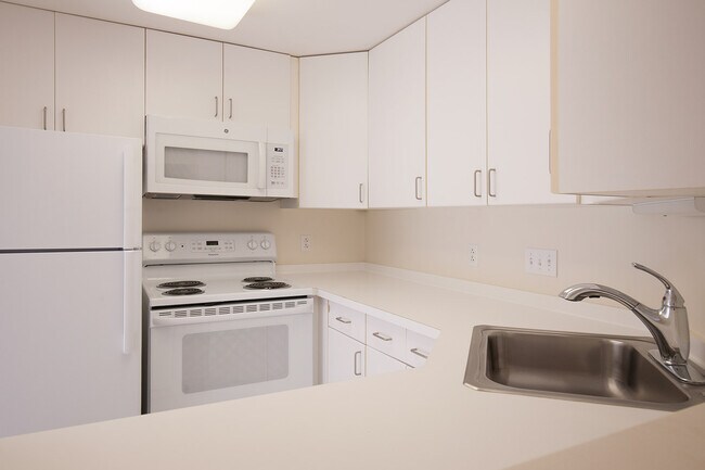 Concord Crossing, Concord, MA 01742 - photo 4