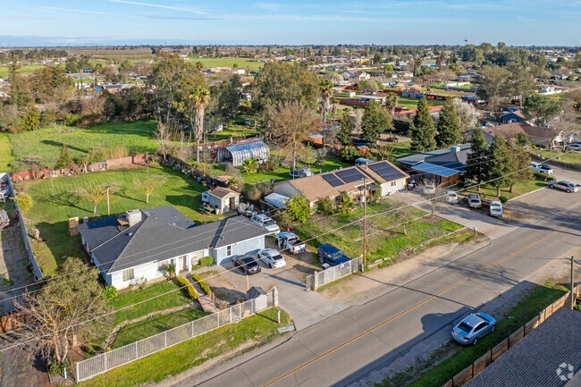 Madera Acres is a mostly residential area filled with homes on large lots and a rural feel.